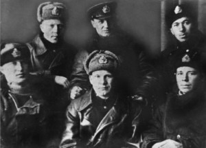 Ф. Д. Шапошников с однополчанами. Фотография. 1941 г.